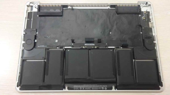 A1398 Верхняя панель (палмрест) в сборе с клавиатурой, тачпадом, динамиками, акб для Apple Macbook Pro Retina 15 ОРИГ.